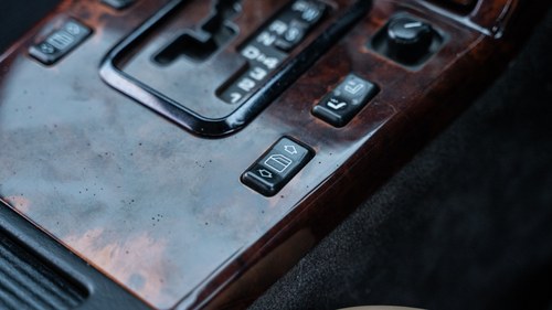 2001 Mercedes-Benz SL320 R129 Designo Allanite Edition à vendre (picture 44 of 244)