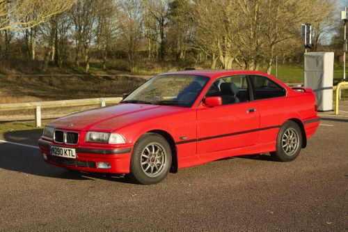 1995 BMW 318is (E36) En venta (imagen 5 de 145)