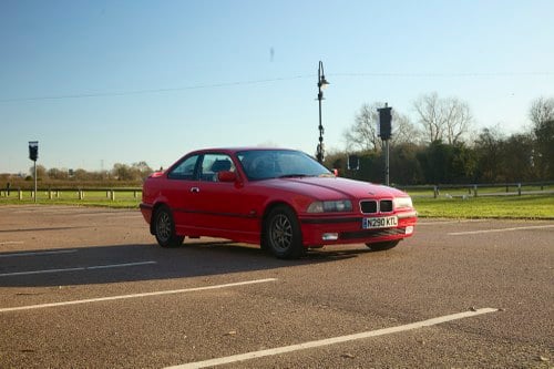 1995 BMW 318is (E36) En venta (imagen 9 de 145)
