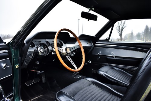 Imagem 4 de 1967 Ford Mustang Shelby GT 500 1st Gen (1967)