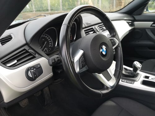 2011 BMW Z4 E89 SDrive23i 2.5L Manual For Sale (picture 54 of 86)