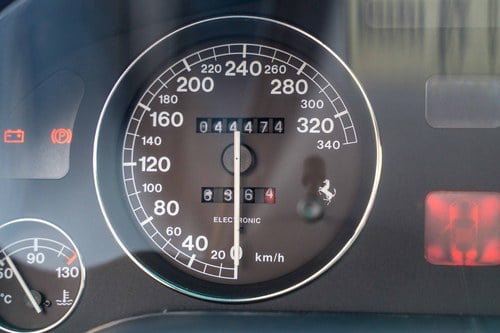 2001 Ferrari 550 Maranello For Sale (picture 25 of 106)