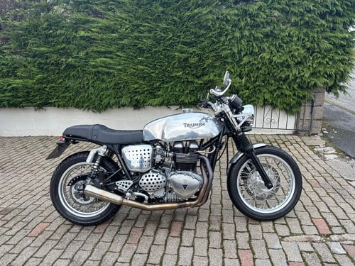 2005 Triumph Thruxton till salu (bild 20 av 43)