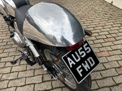 2005 Triumph Thruxton till salu (bild 25 av 43)