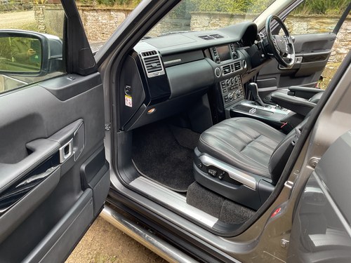 2009 Land Rover Range Rover Vogue 3.6 T/D SE till salu (bild 7 av 90)