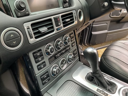 2009 Land Rover Range Rover Vogue 3.6 T/D SE till salu (bild 19 av 90)