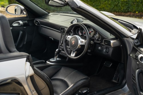 Imagem 4 de 2011 Porsche 911 Turbo S 997