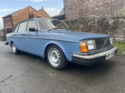 1980 Volvo 244 DL till salu (bild 1 av 104)