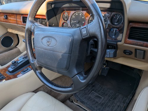 1994 Jaguar XJ-S 6 Ltr Convertible TWR Te koop (foto 49 van 207)