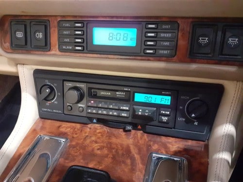 1994 Jaguar XJ-S 6 Ltr Convertible TWR Te koop (foto 50 van 207)