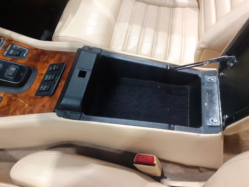 1994 Jaguar XJ-S 6 Ltr Convertible TWR Te koop (foto 62 van 207)