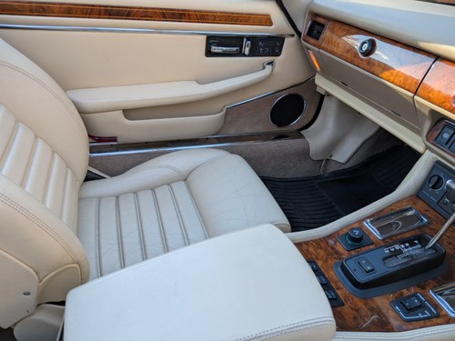 1994 Jaguar XJ-S 6 Ltr Convertible TWR Te koop (foto 68 van 207)