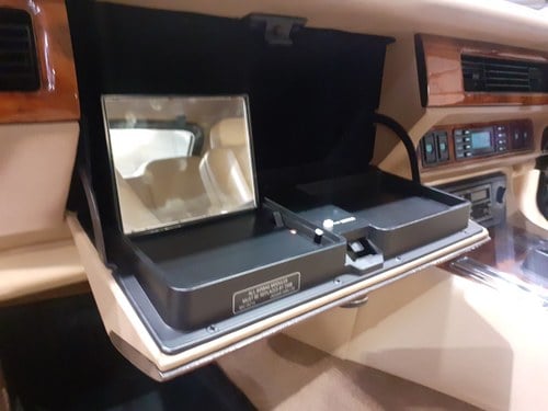 1994 Jaguar XJ-S 6 Ltr Convertible TWR Te koop (foto 70 van 207)