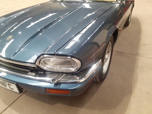 1994 Jaguar XJ-S 6 Ltr Convertible TWR Te koop (foto 129 van 207)