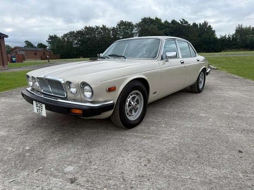 1985 JAGUAR XJ6 In vendita all'asta