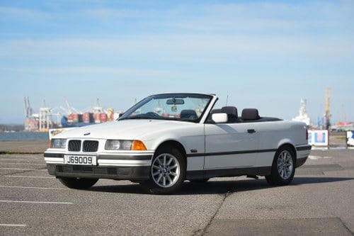 1997 BMW E36 318i Convertible Automatic For Sale (picture 4 of 155)