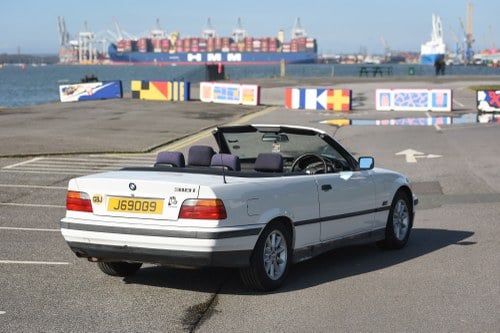 1997 BMW E36 318i Convertible Automatic For Sale (picture 14 of 155)