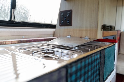 1990 Volkswagen T25 High-Top Autohaus Komet Camper In vendita (immagine 38 di 139)