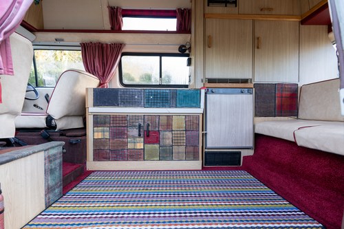 1990 Volkswagen T25 High-Top Autohaus Komet Camper In vendita (immagine 42 di 139)