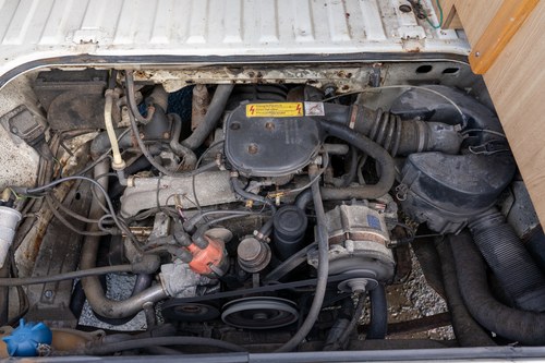 1990 Volkswagen T25 High-Top Autohaus Komet Camper In vendita (immagine 121 di 139)