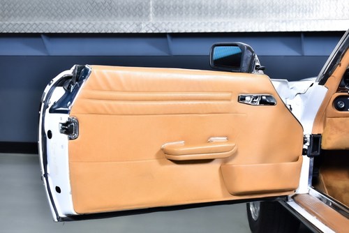 1987 Mercedes-Benz R107 560SL Te koop (foto 44 van 142)