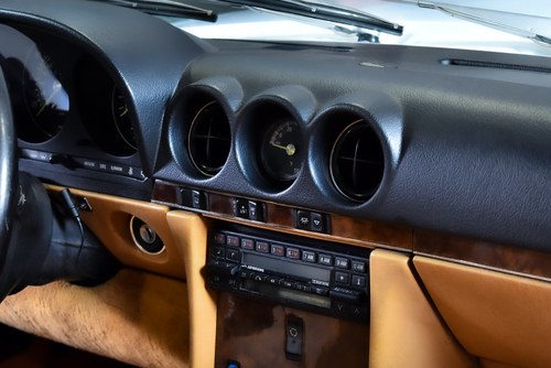 1987 Mercedes-Benz R107 560SL Te koop (foto 66 van 142)