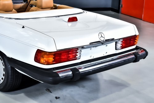 1987 Mercedes-Benz R107 560SL Te koop (foto 101 van 142)