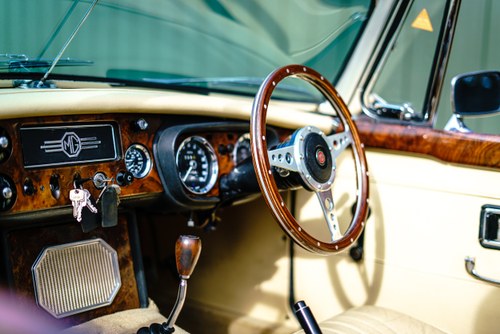 1970 MGB Roadster For Sale (picture 33 of 137)