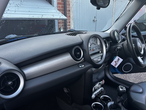 2006 MINI John Cooper Works Te koop (foto 15 van 50)