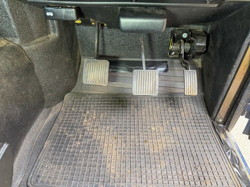 2010 Land Rover Defender 110 till salu (bild 72 av 212)