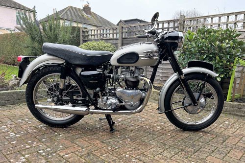 1957 Triumph 110 Tiger Vente aux enchères