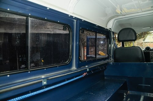 2010 Land Rover Defender 110 till salu (bild 75 av 212)