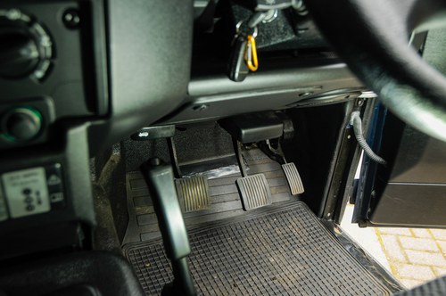 2010 Land Rover Defender 110 till salu (bild 59 av 212)