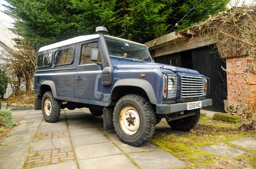 2010 Land Rover Defender 110 till salu (bild 17 av 212)