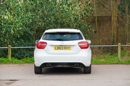 2013 Mercedes-Benz A180 BlueEfficiency Sport W176 till salu (bild 6 av 155)