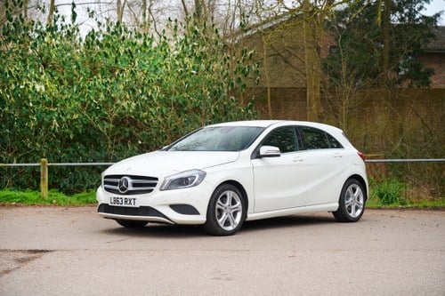 2013 Mercedes-Benz A180 BlueEfficiency Sport W176 till salu (bild 7 av 155)