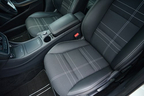 2013 Mercedes-Benz A180 BlueEfficiency Sport W176 till salu (bild 40 av 155)