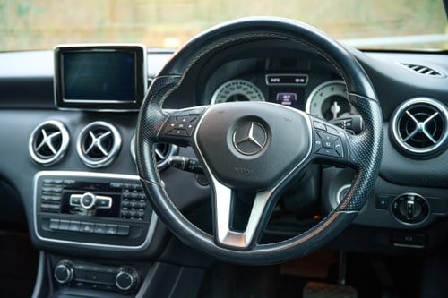 2013 Mercedes-Benz A180 BlueEfficiency Sport W176 till salu (bild 15 av 155)