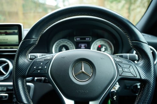 2013 Mercedes-Benz A180 BlueEfficiency Sport W176 till salu (bild 17 av 155)