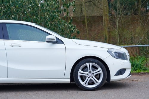 2013 Mercedes-Benz A180 BlueEfficiency Sport W176 till salu (bild 86 av 155)