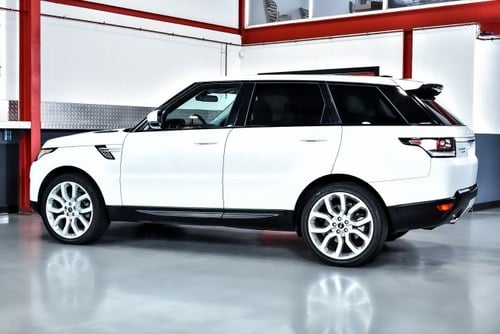 2014 Land Rover Range Rover Sport HSE 3.0L V6 Te koop (foto 25 van 102)