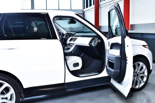 2014 Land Rover Range Rover Sport HSE 3.0L V6 Te koop (foto 37 van 102)