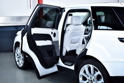 2014 Land Rover Range Rover Sport HSE 3.0L V6 Te koop (foto 44 van 102)