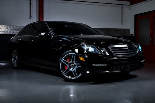 2012 Mercedes-Benz E63 AMG Sedan 5,5L V8 till salu (bild 11 av 118)