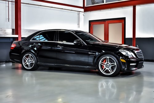 2012 Mercedes-Benz E63 AMG Sedan 5,5L V8 till salu (bild 13 av 118)
