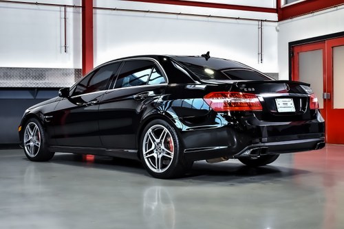 2012 Mercedes-Benz E63 AMG Sedan 5,5L V8 till salu (bild 24 av 118)