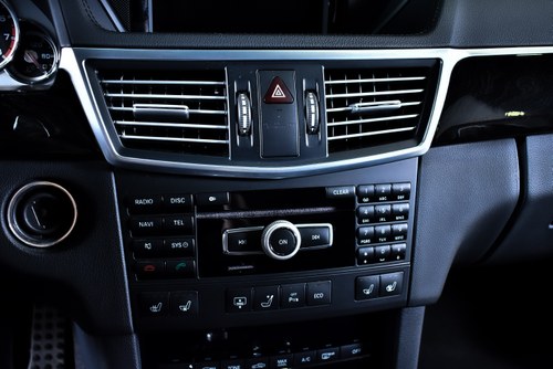 2012 Mercedes-Benz E63 AMG Sedan 5,5L V8 till salu (bild 42 av 118)