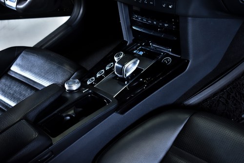 2012 Mercedes-Benz E63 AMG Sedan 5,5L V8 till salu (bild 53 av 118)