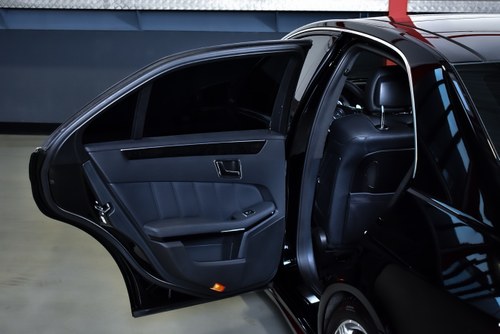 2012 Mercedes-Benz E63 AMG Sedan 5,5L V8 till salu (bild 54 av 118)