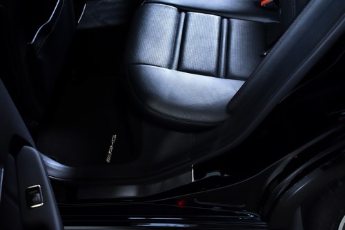 2012 Mercedes-Benz E63 AMG Sedan 5,5L V8 till salu (bild 57 av 118)